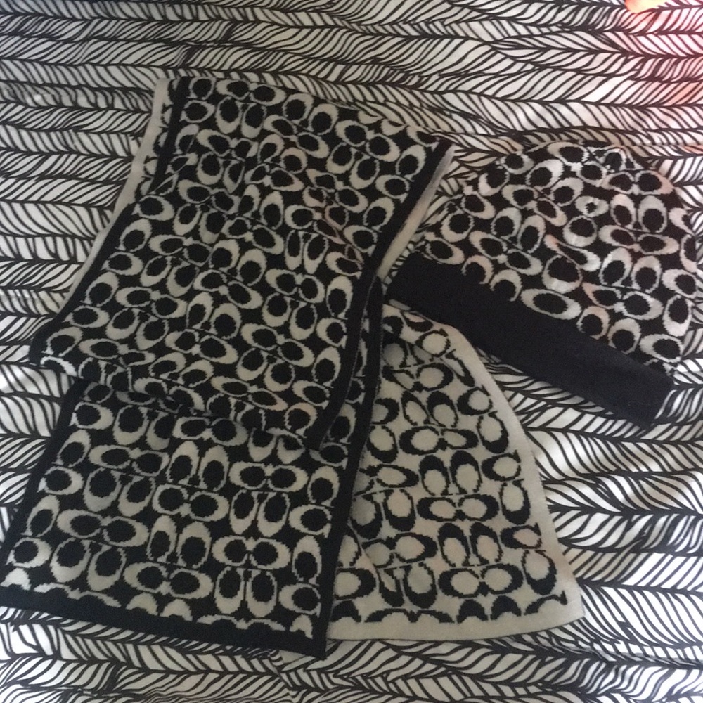 Brand New Coach Toboggan & Matching Scarf